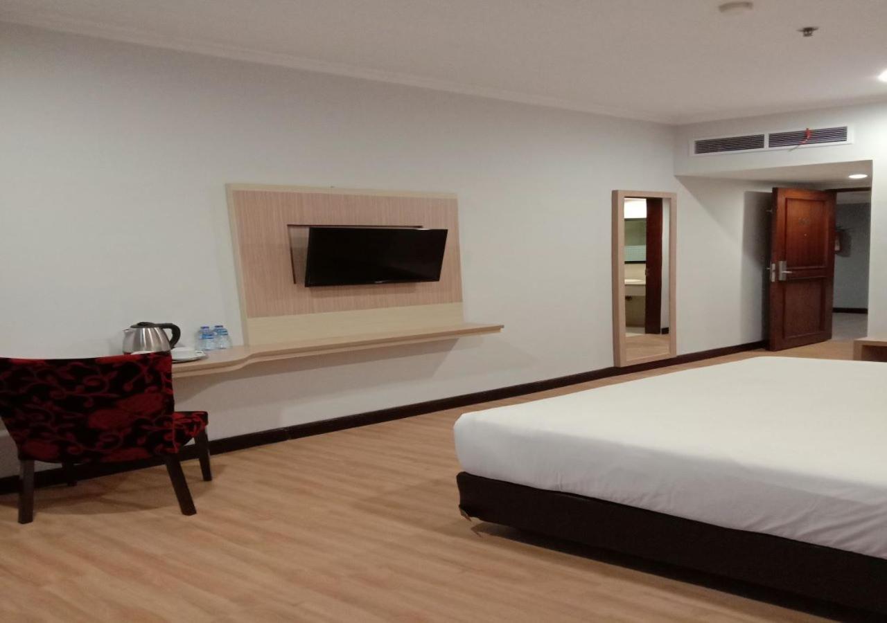 เซีย ซันโน จาการ์ตา Hotel ภายนอก รูปภาพ